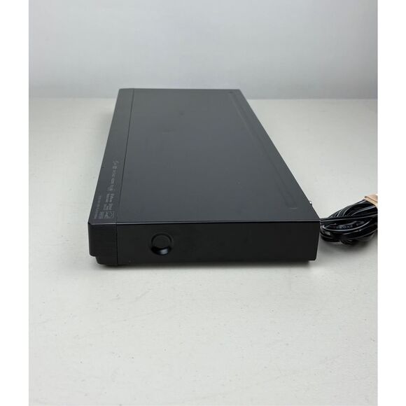 LG 3D Blu-Ray Player BD645 Full HD1080P Dolby Digital Plus BD Live w/ Remote - Picture 10 of 13